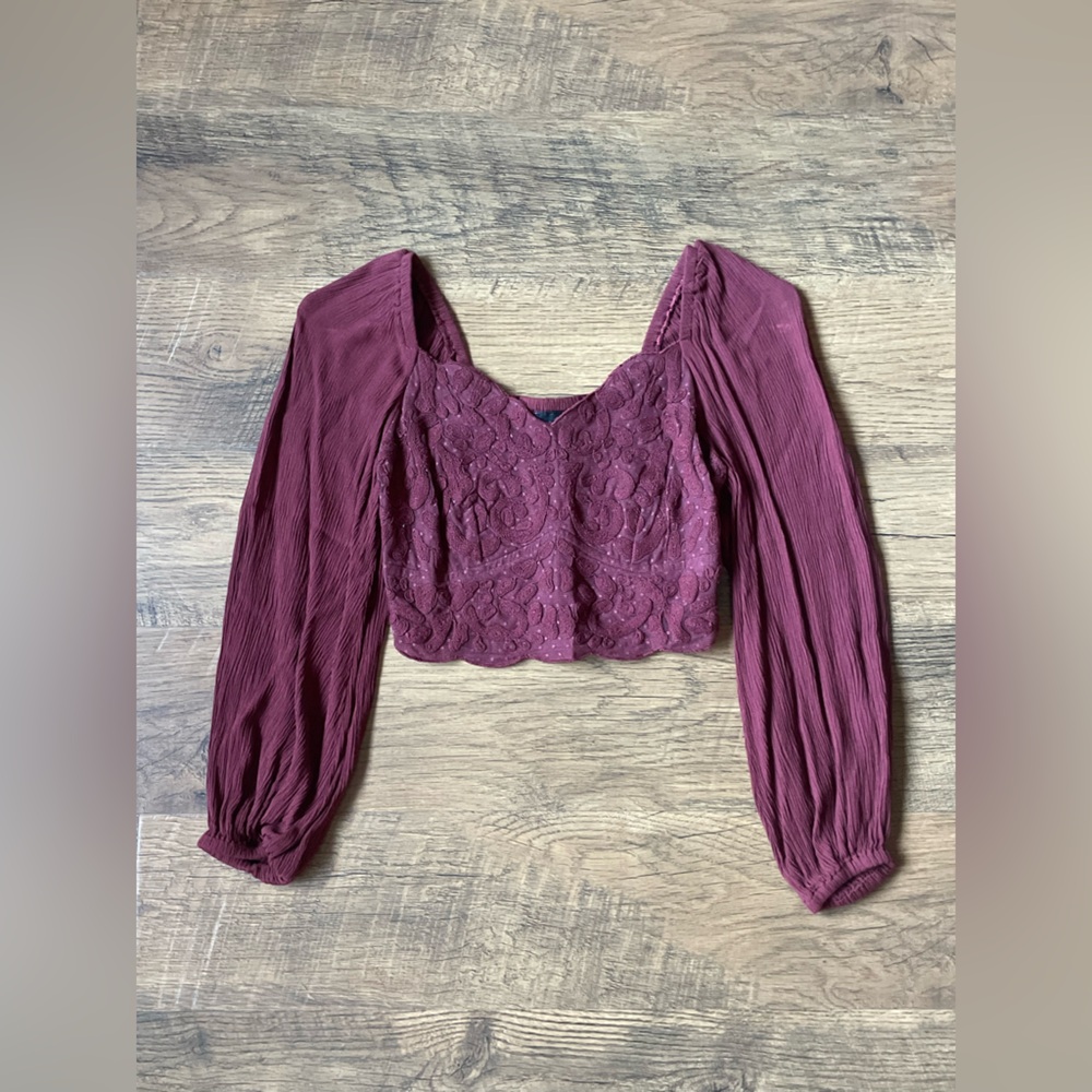 Shyanne from boot barn, maroon crop top